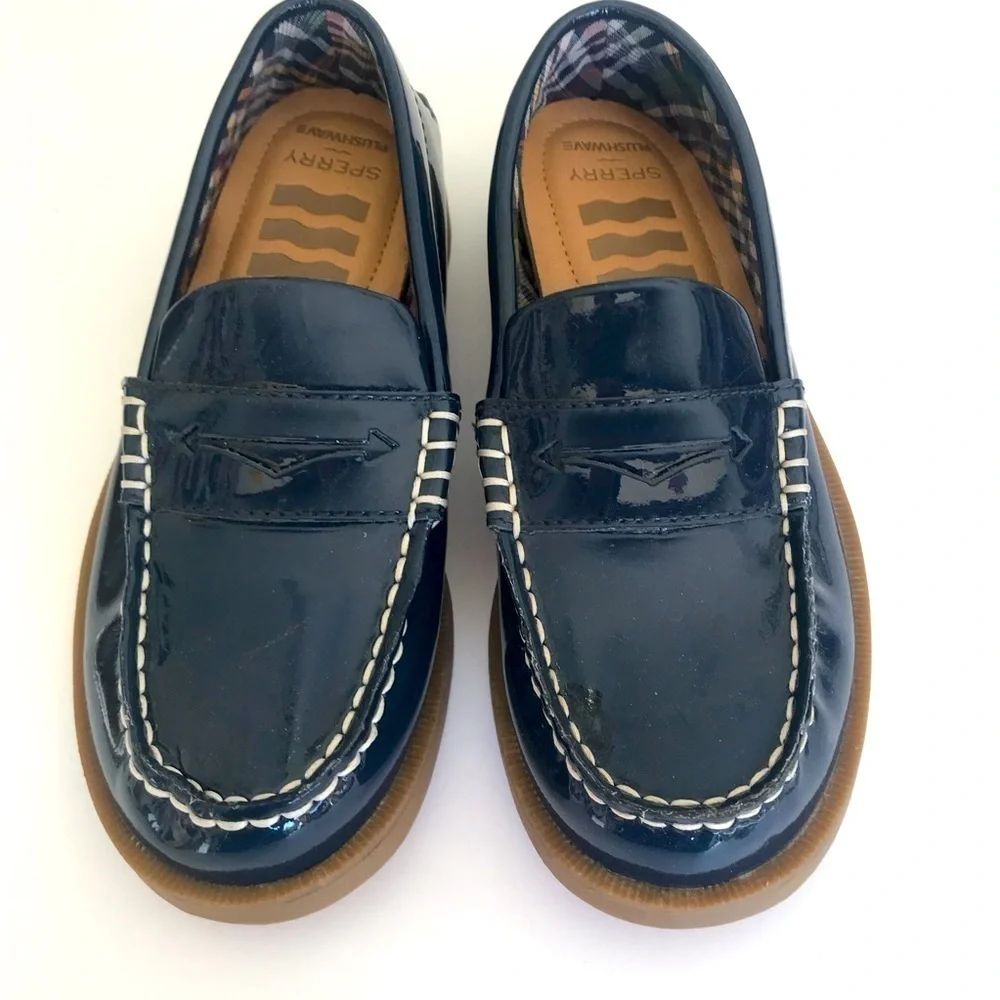 Sperry plush wave blue patent leather slip on loafers size 13 M child NWOT